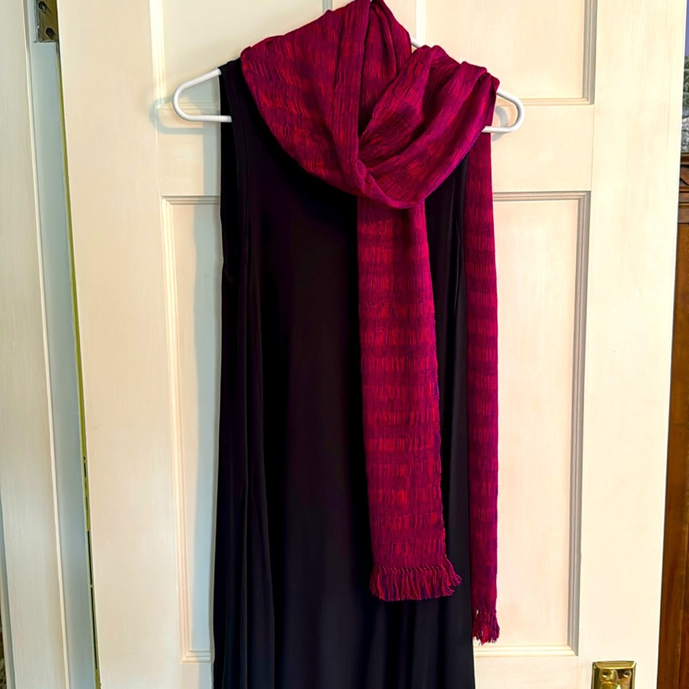 NOVICA pink/purple woven cotton scarf from Guatemala. Hand made.